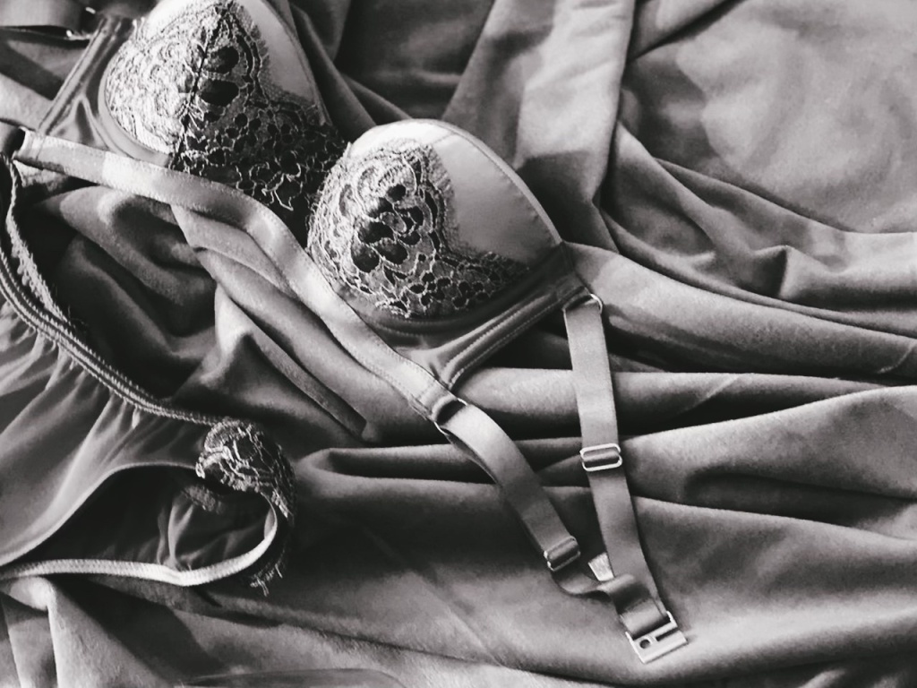 肌映えするStrapless Bra - STARGAZER