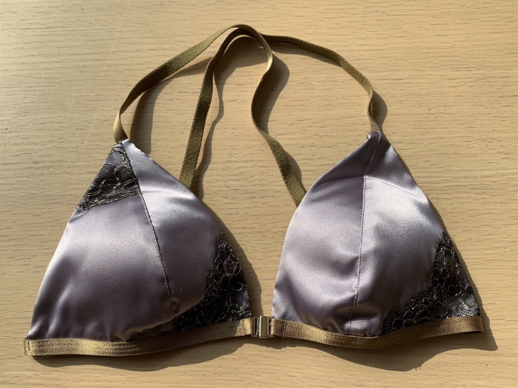 艶感がたまらなく美しいPURPLE RAIN