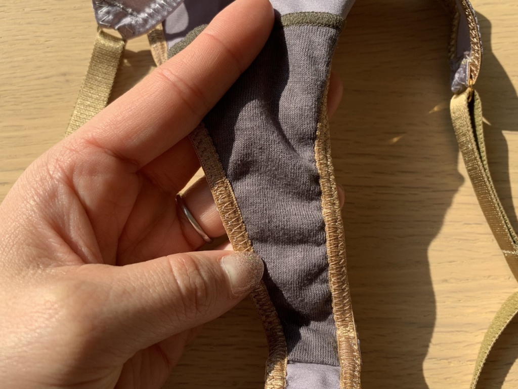 やわらかなクロッチ部分