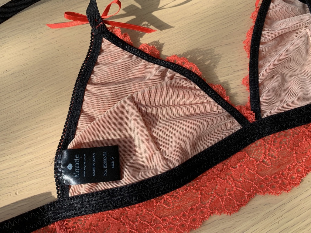 カップ裏素材詳細画像