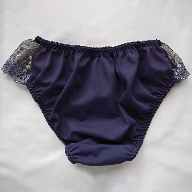 Rainy dot set ショーツ 後ろ