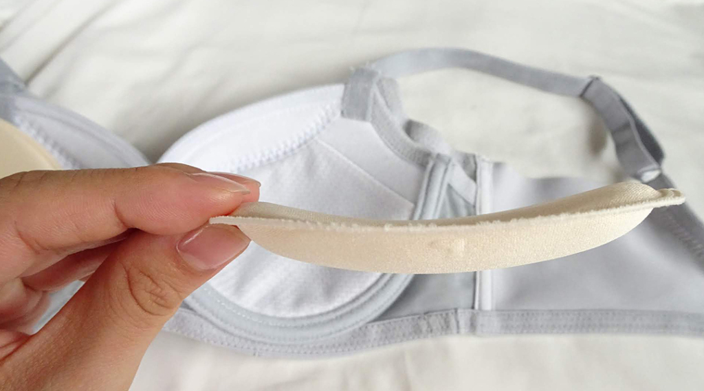 パッドは左右一枚ずつ une nana cool(ウンナナクール)