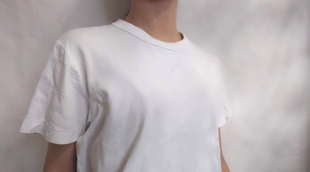 シルエットTシャツ斜め une nana cool