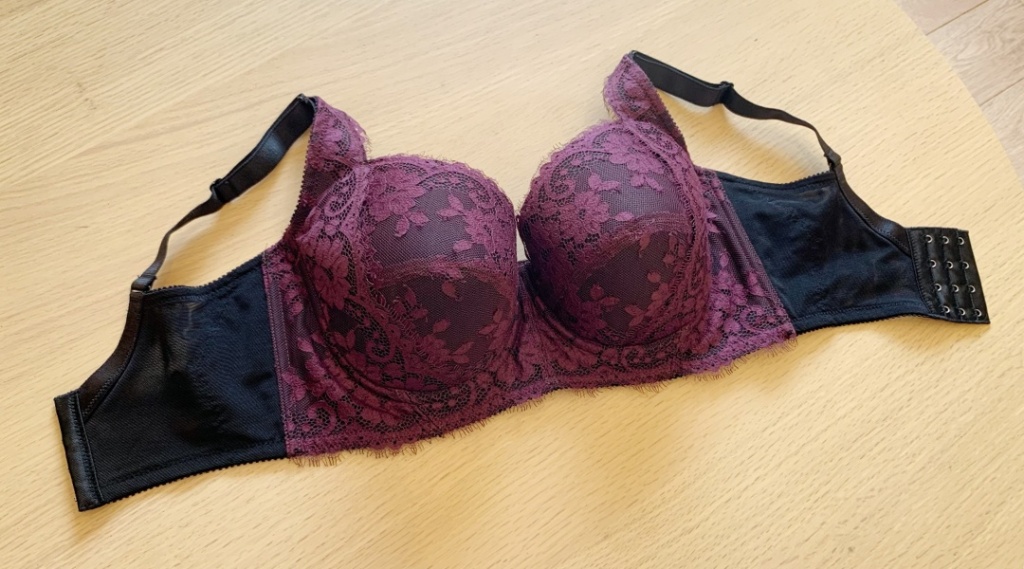 エレガントさが欲しい方におすすめ