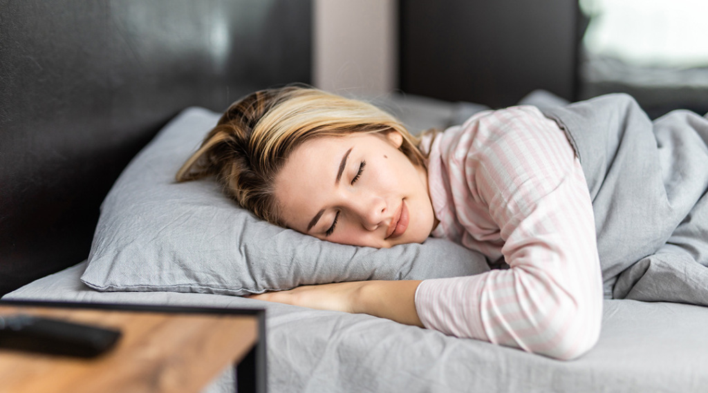 うつ伏せの場合は、体重により胸が押しつぶされてしまう