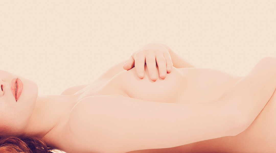 離れ乳は日本人に多い？！正しいブラのつけ方と筋トレで予防