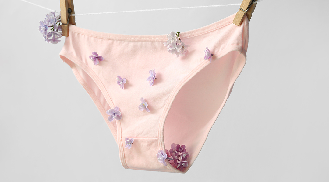 綿でも痒い？汗ばむ肌にも優しい敏感肌のための下着とは