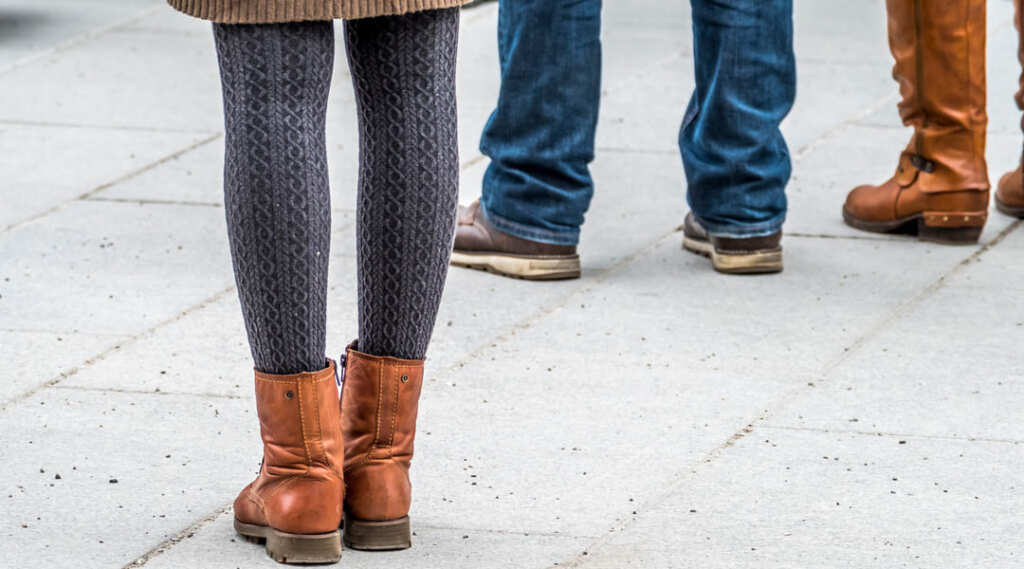 柔軟剤や静電気防止加工の活用も