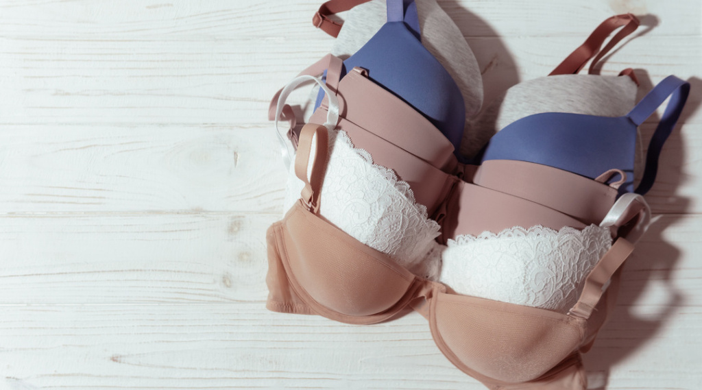 男性ウケを狙うならデザインよりツルツル触感？